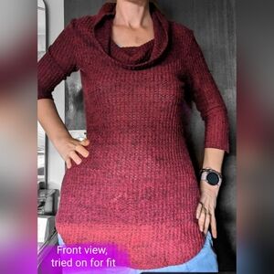 No Boundaries Burgundy Waffle Knit Cowl Neck Tunic Sweater Size Med, EUC